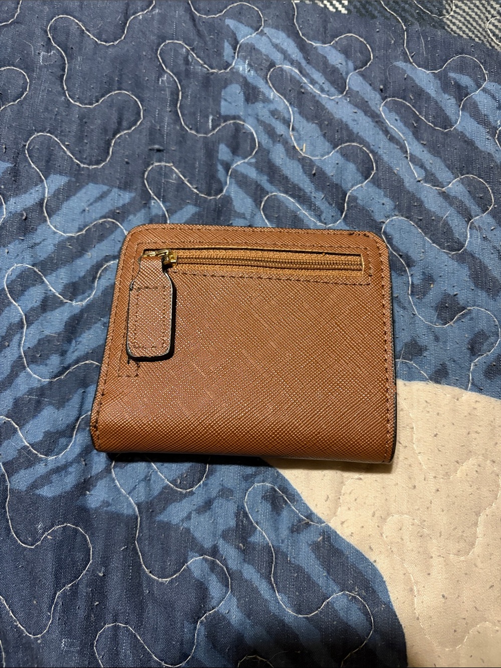 Women's Compact Brown Textured Zip Wallet